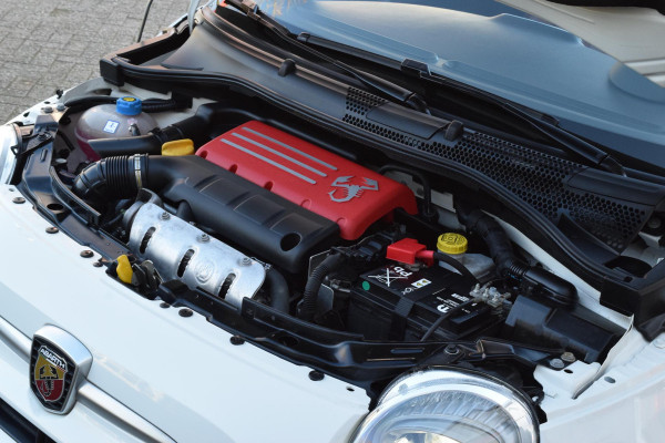 Fiat 500C 1.4 T-Jet Abarth 595 70th Anniversary