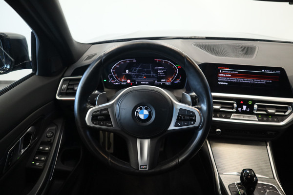 BMW 3 Serie Touring 320i M-Sport Business Edition Climate/Cruise Navi PDC NAP! 24 maanden garantie mogelijk *(vraag naar de voorwaarden)