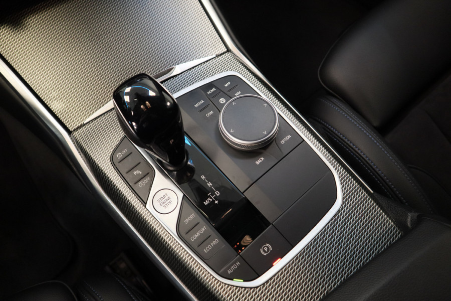 BMW 3 Serie Touring 320i M-Sport Business Edition Climate/Cruise Navi PDC NAP! 24 maanden garantie mogelijk *(vraag naar de voorwaarden)