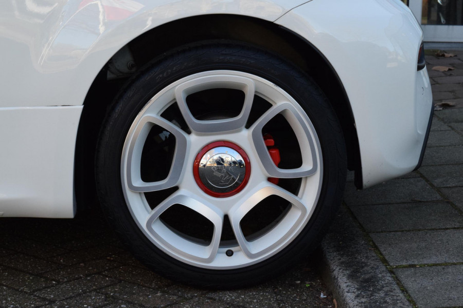 Abarth 500C 1.4 T-Jet 595 70th Anniversary