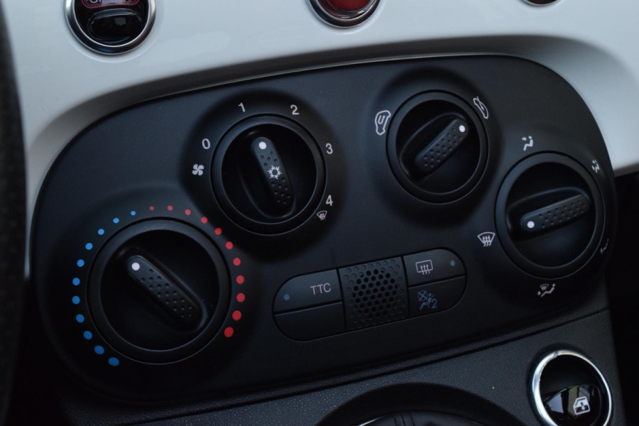 Abarth 500C 1.4 T-Jet 595 70th Anniversary