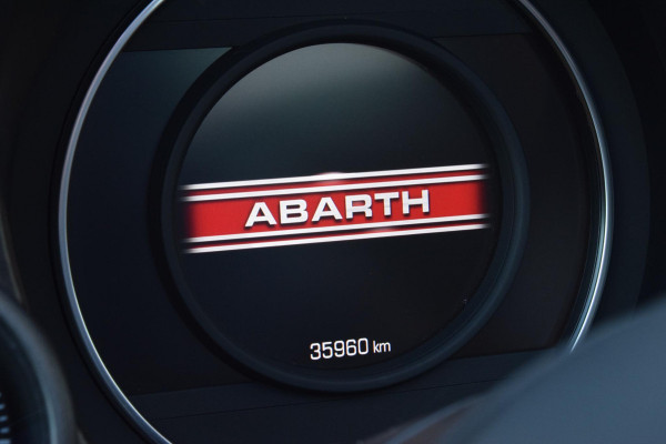 Abarth 500C 1.4 T-Jet 595 70th Anniversary