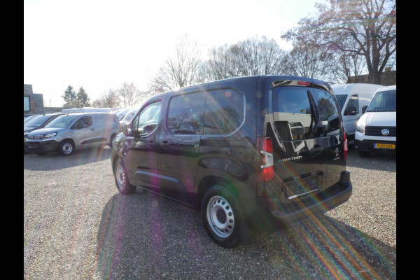 Peugeot e-Partner Premium 50 kWh, 136KW, L1, Airco, Accu 100% 2 x Schuifdeur, Auto verkeerd in nieuwstaat