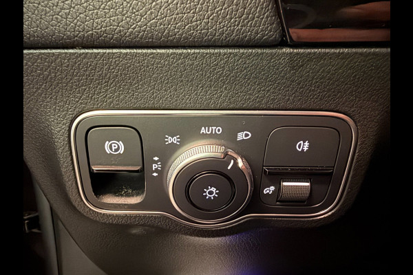 Mercedes-Benz GLA 250 e AMG PANO/LEDER/H-UP/STOEL-M/BURMESTER/BAB/CARPLAY/SFEERVERL///