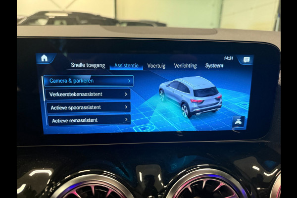 Mercedes-Benz GLA 250 e AMG PANO/LEDER/H-UP/STOEL-M/BURMESTER/BAB/CARPLAY/SFEERVERL///