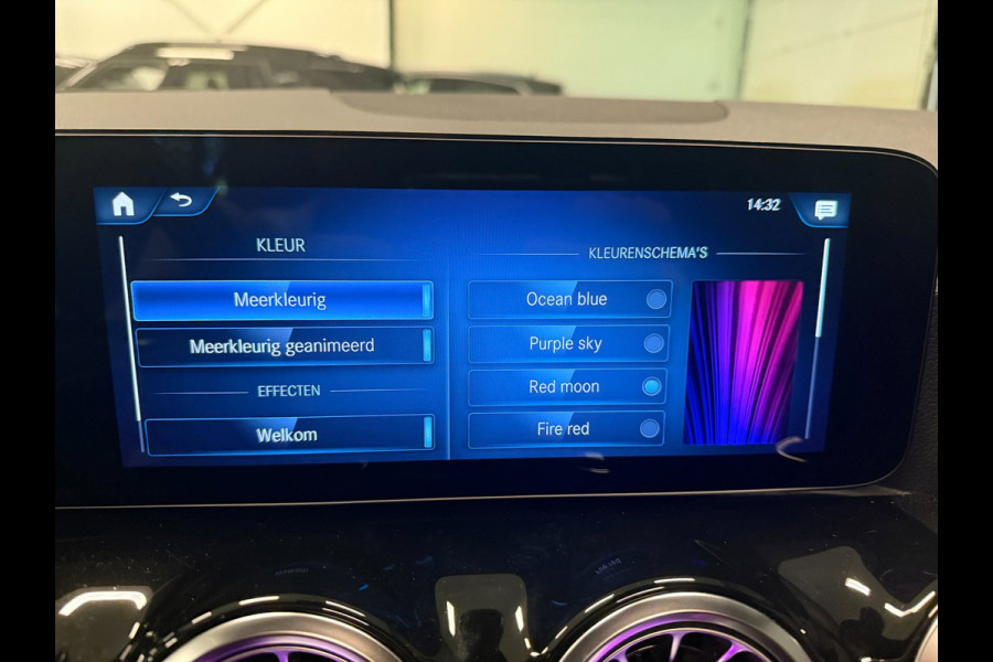 Mercedes-Benz GLA 250 e AMG PANO/LEDER/H-UP/STOEL-M/BURMESTER/BAB/CARPLAY/SFEERVERL///