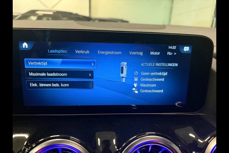 Mercedes-Benz GLA 250 e AMG PANO/LEDER/H-UP/STOEL-M/BURMESTER/BAB/CARPLAY/SFEERVERL///