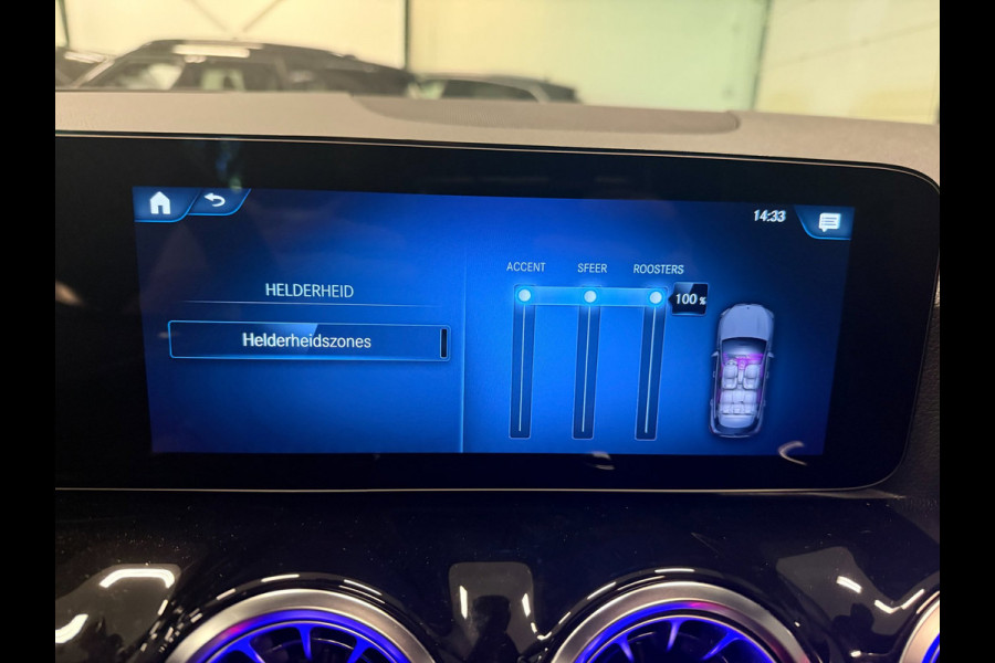 Mercedes-Benz GLA 250 e AMG PANO/LEDER/H-UP/STOEL-M/BURMESTER/BAB/CARPLAY/SFEERVERL///