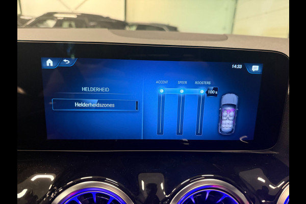 Mercedes-Benz GLA 250 e AMG PANO/LEDER/H-UP/STOEL-M/BURMESTER/BAB/CARPLAY/SFEERVERL///