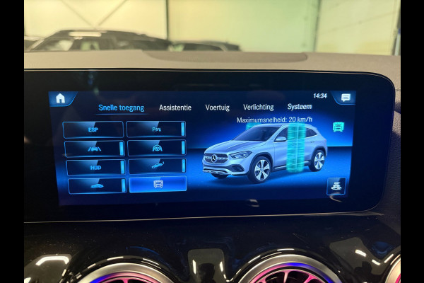 Mercedes-Benz GLA 250 e AMG PANO/LEDER/H-UP/STOEL-M/BURMESTER/BAB/CARPLAY/SFEERVERL///