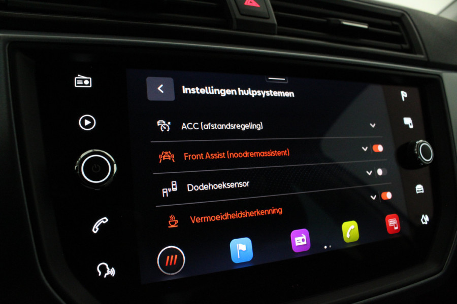 Seat Arona 1.0 TSI Style Business Intense > Trekhaak/Camera/ACC/Candy White...