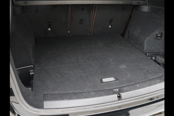 BMW 2 Serie Gran Tourer 220i Business Edition Plus | Luxury Line | Leder | Head-Up | Stoelverwarming | Trekhaak | Camera | Carplay | Full LED | Keyless | Navigatie | Cruise control | Bluetooth