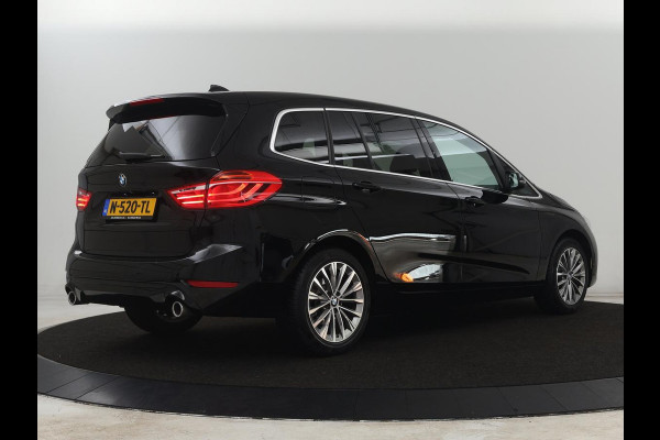 BMW 2 Serie Gran Tourer 220i Business Edition Plus | Luxury Line | Leder | Head-Up | Stoelverwarming | Trekhaak | Camera | Carplay | Full LED | Keyless | Navigatie | Cruise control | Bluetooth