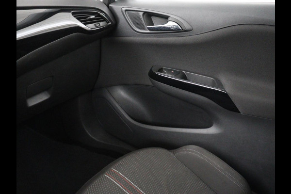 Opel Corsa 1.4 Black Edition | 1e eigenaar | Trekhaak | Carplay | Airco | Cruise control | Parkeerhulp | Navigatie | Bluetooth | Getint glas