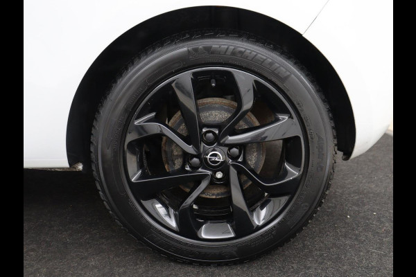 Opel Corsa 1.4 Black Edition | 1e eigenaar | Trekhaak | Carplay | Airco | Cruise control | Parkeerhulp | Navigatie | Bluetooth | Getint glas