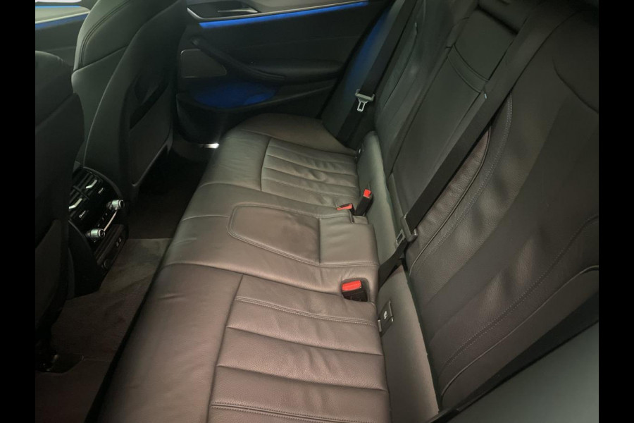 BMW 5 Serie Touring 530e xDrive High Executive – M Sport – Full Options – Harman/Kardon Head-up . Neem contact op en we maken een afspraak!