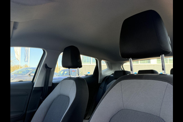 Seat Ibiza 1.0 TSI FR Business Intense AUTOMAAT | NAVIGATIE | CRUISE | COMPLEET ONDERHOUDEN | RIJKLAAR GELEVERD MET 12 MND BOVAG GARANTIE |