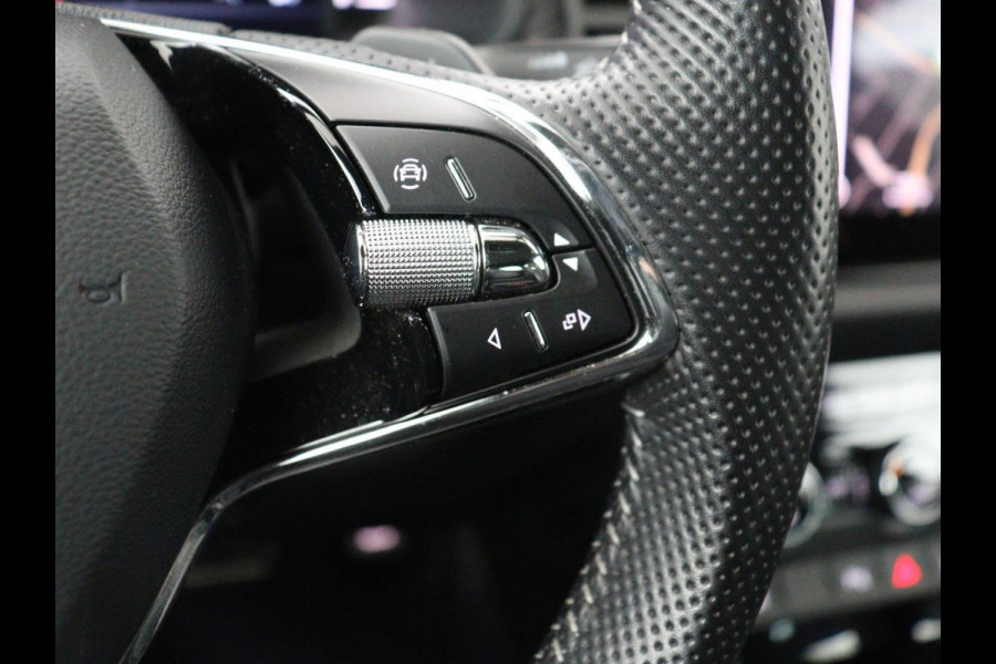 Škoda Kodiaq 1.5 TSI Sportline | Panoramadak | Stoelverwarming | Leder/Alcantara | Camera | Carplay | Sfeerverlichting | Virtual Cockpit | Canton Sound | Navigatie | Keyless | 20'' | Memory | Full LED