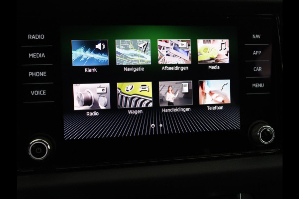 Škoda Kodiaq 1.5 TSI Sportline | Panoramadak | Stoelverwarming | Leder/Alcantara | Camera | Carplay | Sfeerverlichting | Virtual Cockpit | Canton Sound | Navigatie | Keyless | 20'' | Memory | Full LED