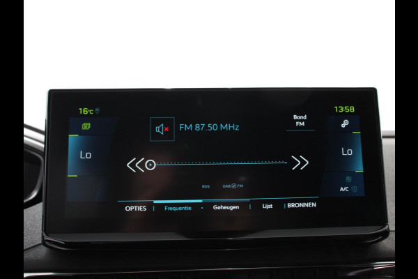 Peugeot 3008 1.6 Hybrid 225PK Allure Pack Navigatie Apple Carplay/Android Auto Camera Parkeersensoren Adaptive Cruise Control Dodehoek assistent Stoelverwarming Climate Control Virtual Cockpit  Lichtmetalen velgen