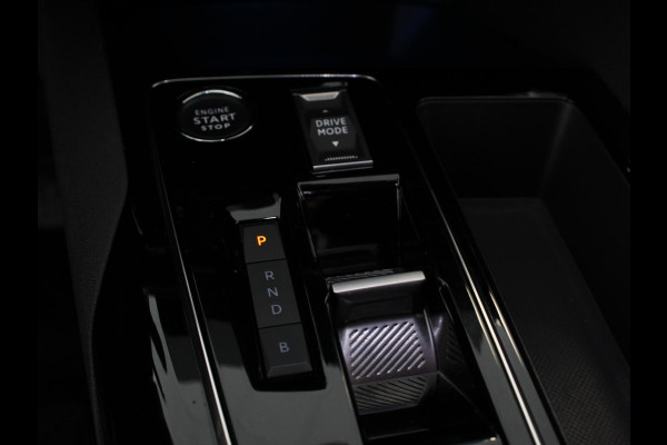 Peugeot 3008 1.6 Hybrid 225PK Allure Pack Navigatie Apple Carplay/Android Auto Camera Parkeersensoren Adaptive Cruise Control Dodehoek assistent Stoelverwarming Climate Control Virtual Cockpit  Lichtmetalen velgen