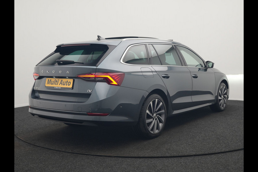 Škoda Octavia Combi 1.4 TSI Sportline Business Plug In Hybrid 204pk Dealer O.H PHEV | Panodak | Adaptive Cruise | Lederen Sportstoelen Massage & Memory | Head Up | Virtual | Camera & Parkassist | 18"L.M | Keyless |