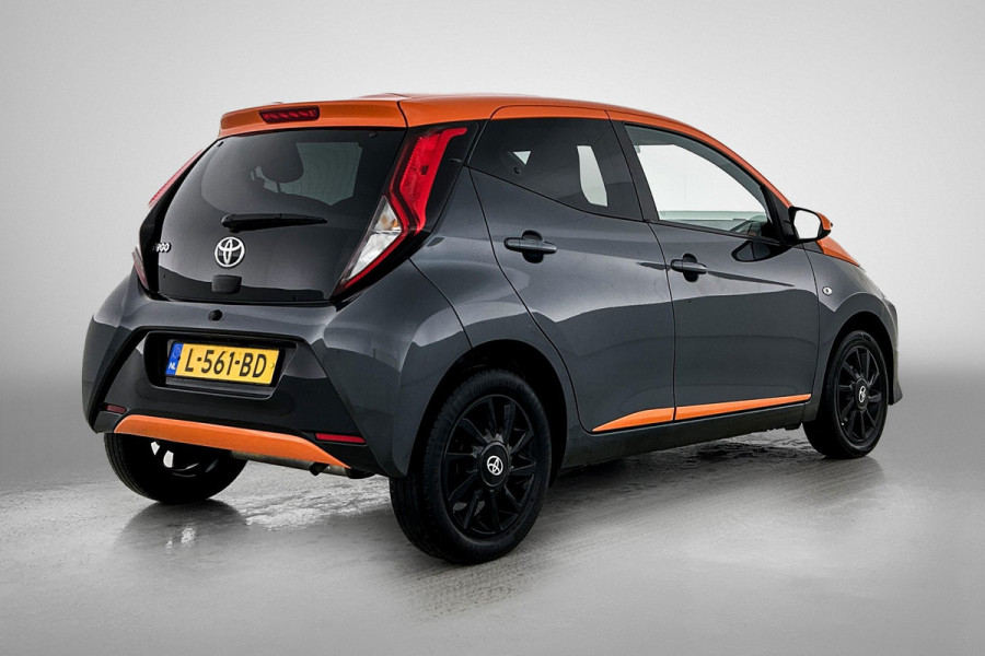 Toyota Aygo 1.0 VVT-i x-JBL (NL-auto, NAP, Goed OnderH, Carplay/ Android, Camera, Cruise Con, Climate Con, Etc)