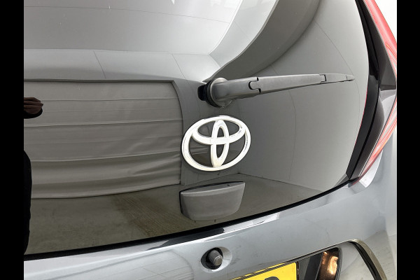 Toyota Aygo 1.0 VVT-i x-JBL (NL-auto, NAP, Goed OnderH, Carplay/ Android, Camera, Cruise Con, Climate Con, Etc)