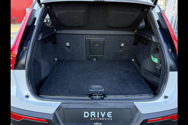 Volvo XC40 1.5 T5 Recharge 262 PK R-Design |H/K|Winterpakket|Cam|Chrystal White|