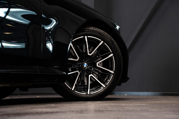 BMW 5 Serie Touring M5 *Bowers & Wilkins / Carbon-interieur / Stoelventilatie / Panorama / Memory / Keyless / Surround-View*