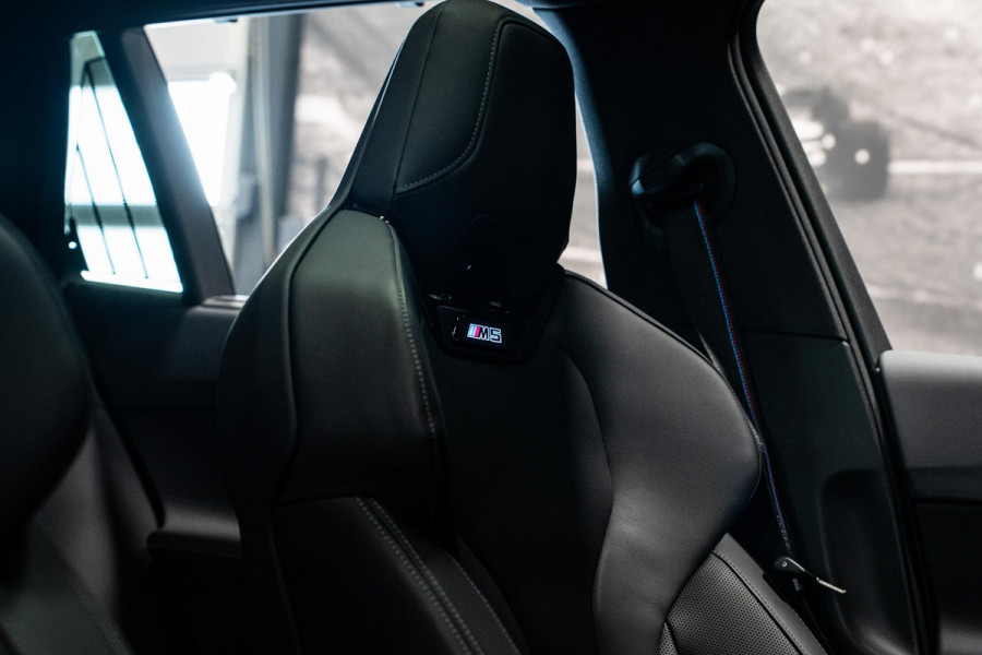 BMW 5 Serie Touring M5 *Bowers & Wilkins / Carbon-interieur / Stoelventilatie / Panorama / Memory / Keyless / Surround-View*
