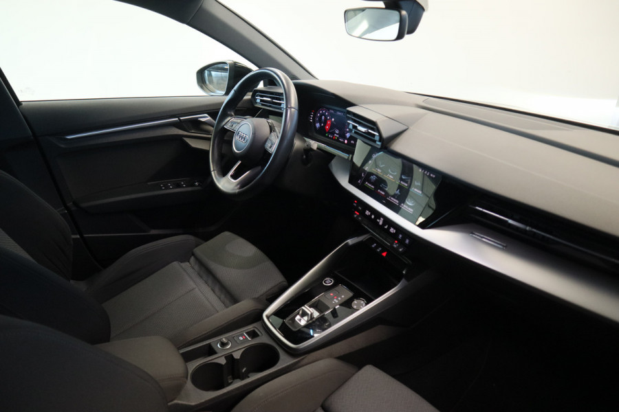 Audi A3 Sportback 30 TFSI Advanced edition Navigatie Full-led Adaptive-Cruise