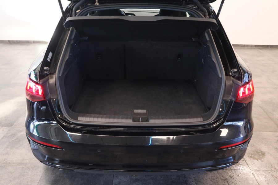 Audi A3 Sportback 30 TFSI Advanced edition Navigatie Full-led Adaptive-Cruise