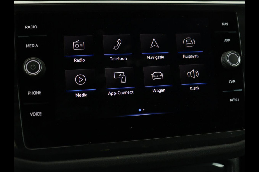 Volkswagen Tiguan 1.5 TSI R-Line | Stoelverwarming | Adaptive cruise | Matrix LED | Keyless | 19'' | Parkeerhulp | Virtual Cockpit | Carplay | Navigatie | Climate control