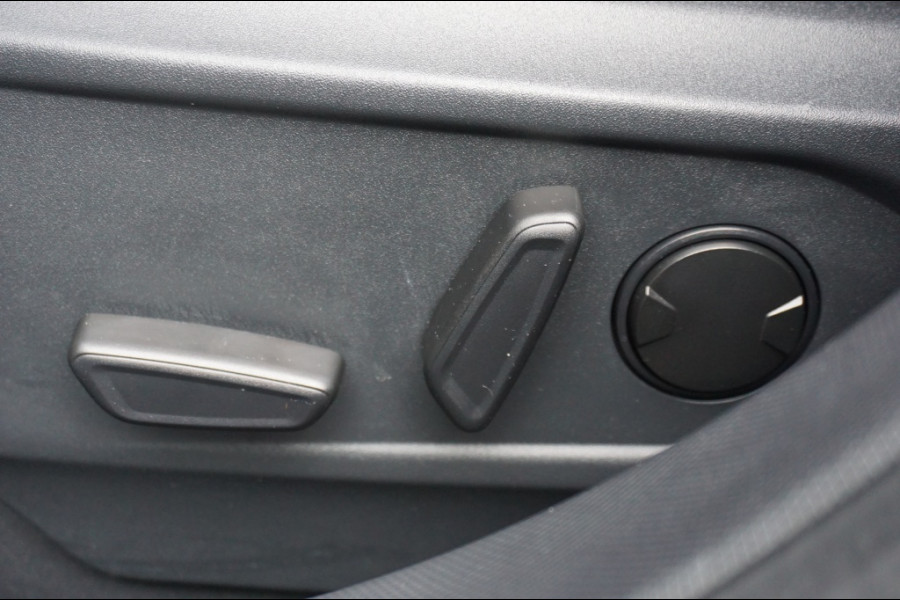 Ford Mustang Mach-E AWD 75 kWh 100% ELECTRISCH | 360° CAMERA | PREMIUM AUDIO | 92% S