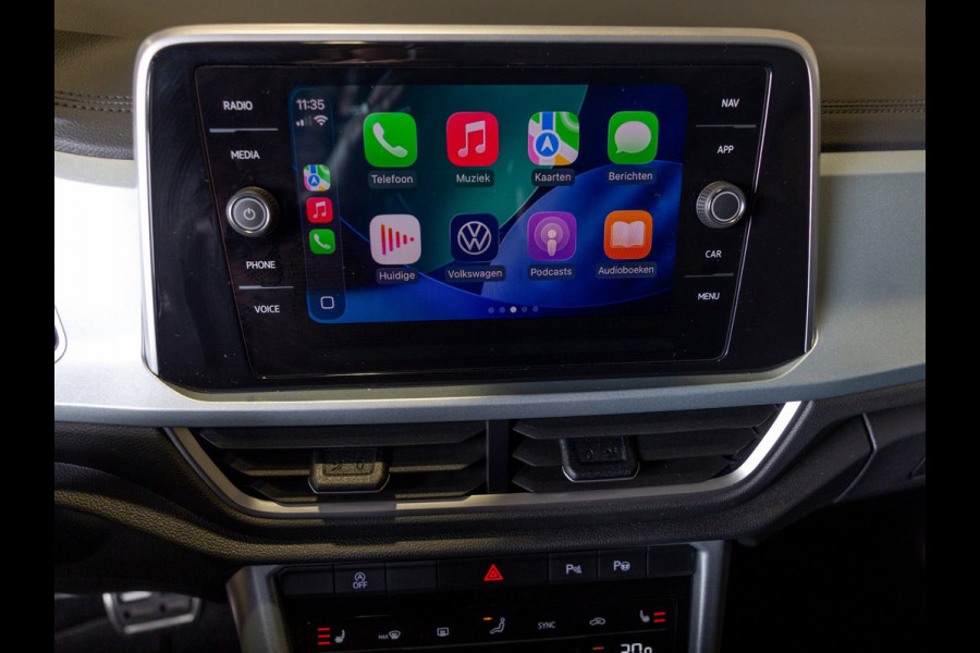 Volkswagen T-Roc 1.5 TSI Goal Edition / 150pk / Stoelverwarming / Dodehoek assistent / Parkeer assistent /