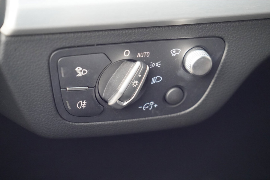 Audi Q5 55 TFSI e quattro Competition / S-Line / Pano / Camera / Head-Up / Side Assist / ACC / Elek. Klep