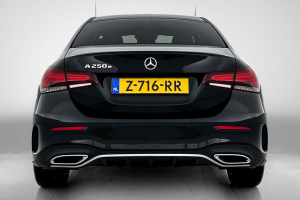 Mercedes-Benz A-Klasse 250 e Business Solution AMG Limited (Goed OnderH, SfeerV, Carplay, Lane Assist, Navi, StoelV, Etc)