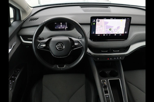 Škoda ENYAQ iV 60 | Trekhaak | Carplay | Camera | Half leder | Navigatie | Parkeerhulp | Sfeerverlichting | Cruise control | Full LED | 19'' | Climate control