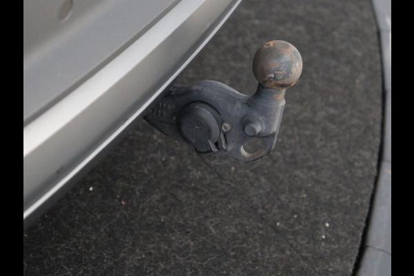 Škoda ENYAQ iV 60 | Trekhaak | Carplay | Camera | Half leder | Navigatie | Parkeerhulp | Sfeerverlichting | Cruise control | Full LED | 19'' | Climate control