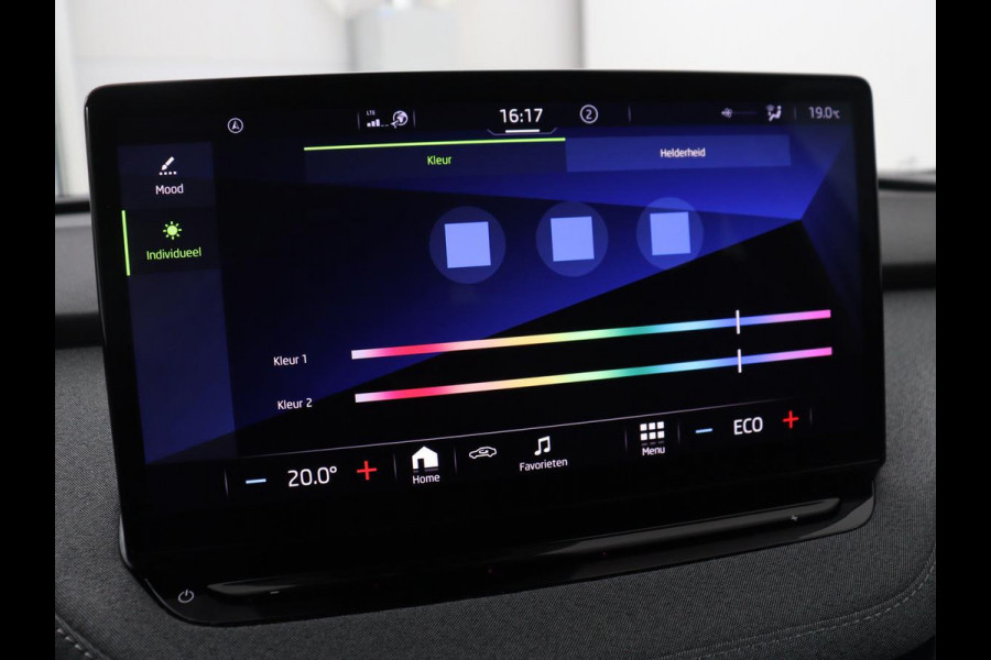 Škoda ENYAQ iV 60 | Trekhaak | Carplay | Camera | Half leder | Navigatie | Parkeerhulp | Sfeerverlichting | Cruise control | Full LED | 19'' | Climate control