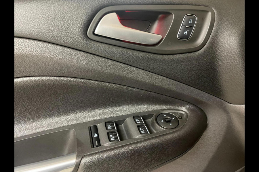 Ford Kuga 1.5 EcoBoost ST Line 150PK AIRCO CLIMA NAVI CRUISE PANO STOELVERW TREKHAAK 2000KG SPOILERS ZWARTE VELGEN NIEUWSTAAT