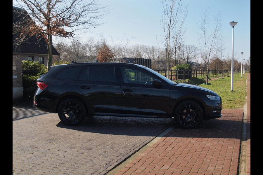 Škoda Octavia Combi 1.0 e-TSI Business Edition | DSG - Automaat | Black Optic | Camera | 18 Inch Zwarte Velgen | NL-Auto |