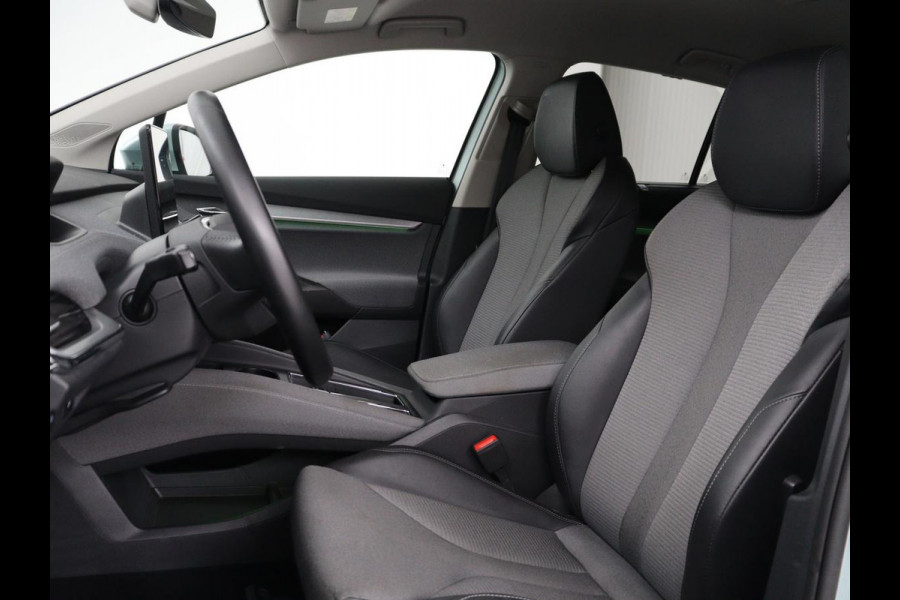 Škoda ENYAQ iV 60 | Warmtepomp | Stoelverwarming | Camera | Keyless | Carplay | Navigatie | Half leder | Full LED | Cruise control | Parkeerhulp | Sfeerverlichting