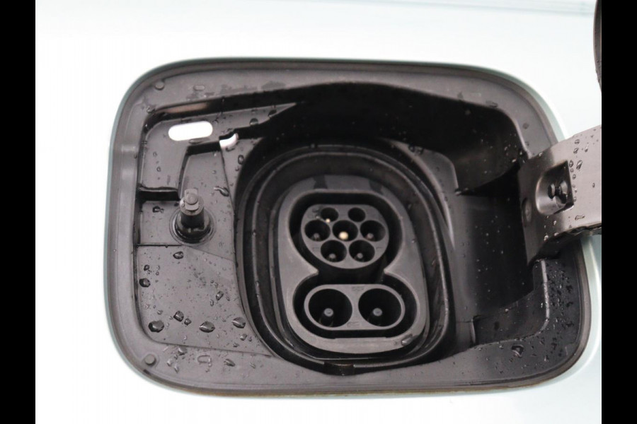 Škoda ENYAQ iV 60 | Warmtepomp | Stoelverwarming | Camera | Keyless | Carplay | Navigatie | Half leder | Full LED | Cruise control | Parkeerhulp | Sfeerverlichting