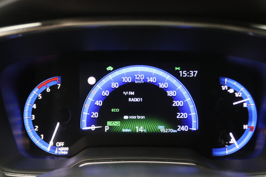 Toyota Corolla Touring Sports 1.8 Hybrid Dynamic Camera, Keyless, Apple Carplay, ACC, Stoelverwarming, Climate, 17"