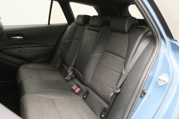 Toyota Corolla Touring Sports 1.8 Hybrid Dynamic Camera, Keyless, Apple Carplay, ACC, Stoelverwarming, Climate, 17"
