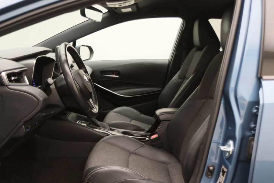 Toyota Corolla Touring Sports 1.8 Hybrid Dynamic Camera, Keyless, Apple Carplay, ACC, Stoelverwarming, Climate, 17"