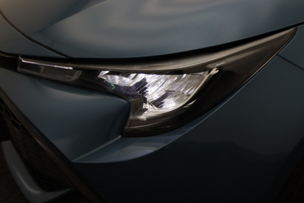 Toyota Corolla Touring Sports 1.8 Hybrid Dynamic Camera, Keyless, Apple Carplay, ACC, Stoelverwarming, Climate, 17"