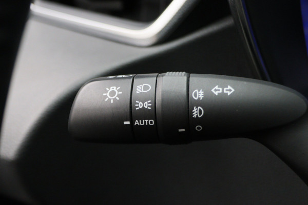 Toyota Corolla Touring Sports 1.8 Hybrid Dynamic Camera, Keyless, Apple Carplay, ACC, Stoelverwarming, Climate, 17"